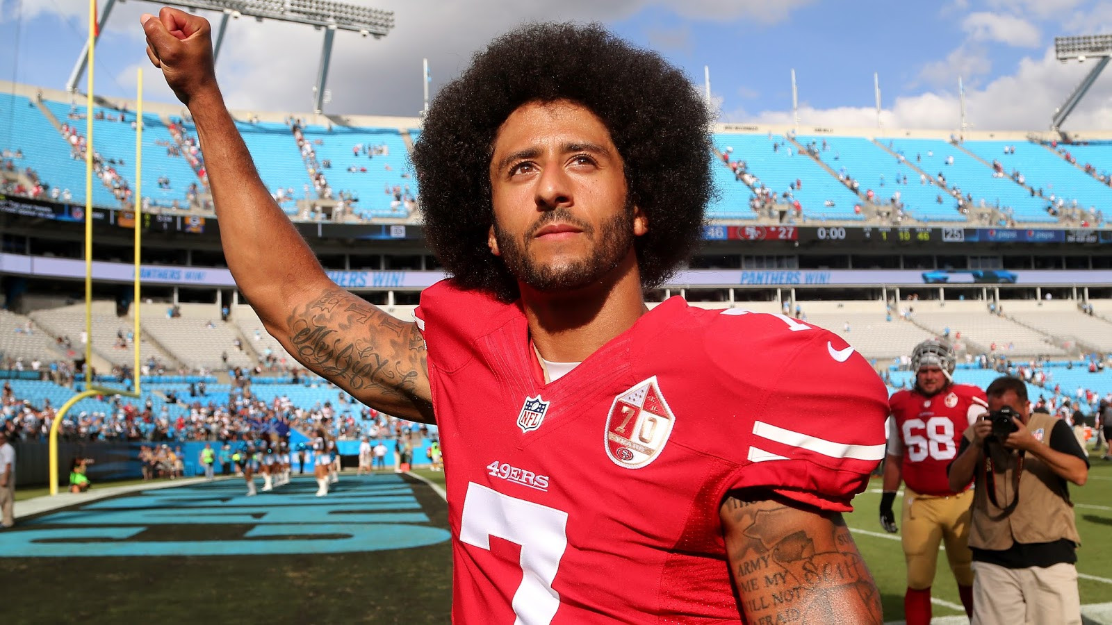 Colin Kaepernick heckled and called 