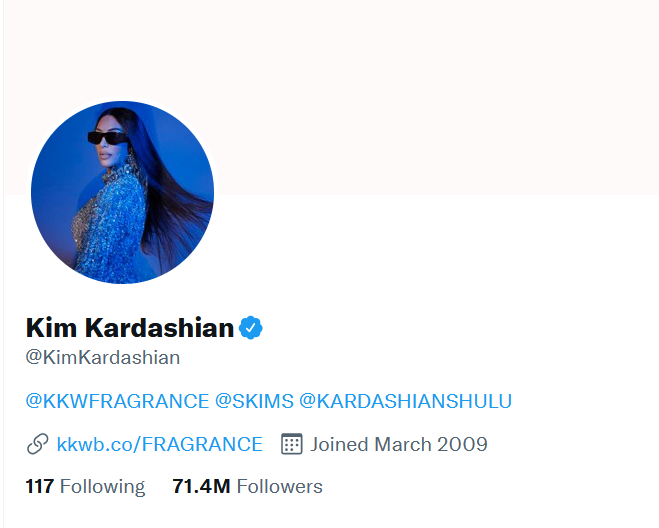 Kim Kardashian drops last name 